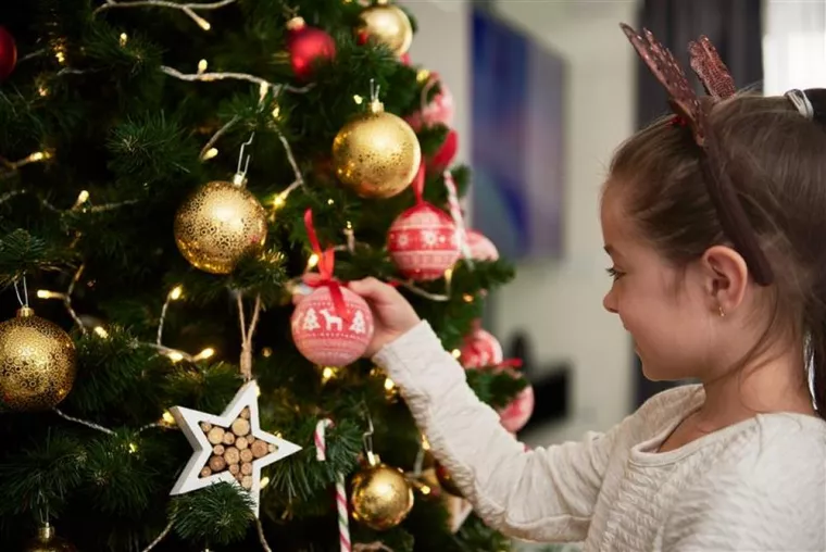 Quel encadrement prévoir pour les enfants lors d’un arbre de Noël d’entreprise ?, Nice, Les Petits Fêtards Events